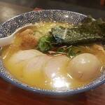 麺屋 きよたか - 特製（全部乗せ）濃厚鶏白湯そば　1050円