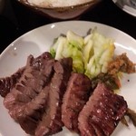 牛タン定食1575円