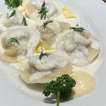 ロシア・ジョージア料理 ハチャプリ - 