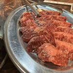 ホルモン焼肉　かど屋 - 