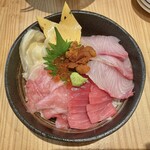 まるきた - 本マグロ、カンパチ、ウニ、いくら