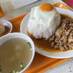 タイ国屋台食堂 ソイナナ - ガパオのライス大盛