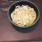 う～どんどん - かけうどん。250円です。