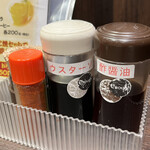 Aiduya - ウスターソースや酢醤油を見かけるのは　珍しい！