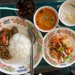 タイ国料理 ゲウチャイ - バジル炒めセット