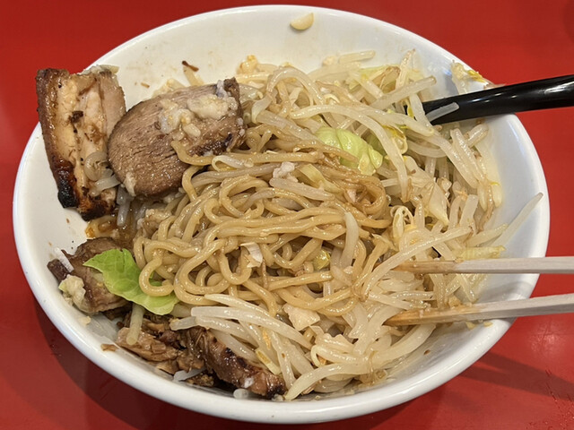 オーソドックスでいて隙の無い油そば。』by Moon0417 : まぜそば七