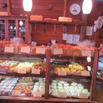 ブランジェ浅野屋 - 対面式で注文します