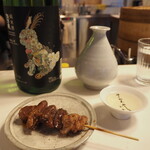 Bird - 鶏モツ メリメロ ＆ 燗酒（諏訪泉 純米 うさぎラベル）