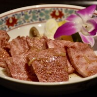 叙々苑 新宿小田急ハルク店 - カルビ三点盛