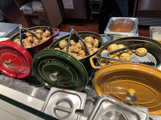 スーザンズミートボール イクスピアリ店 （Susan's MEAT BALL