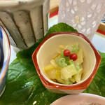 御料理 ひさまつ - 八寸 うるいとこごみの酢味噌和え