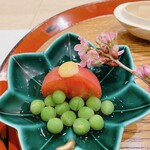 蕎麦割烹  倉田 - 薄い豆、アメーラトマト