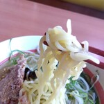 幸楽苑 - 麺リフト⤴️　「幸楽苑さんの麺」に「塩スープ」がシッカリ絡んできます(^o^)v