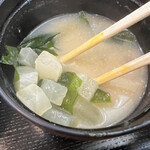 千秋庵 - 味噌汁の具 大根とワカメ
                                2023年3月27日