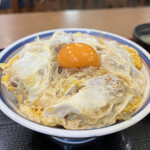 千秋庵 - イベリコかつ丼 1300円 ※味噌汁、お新香付き
                                2023年3月27日