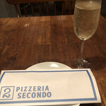 Pizzeria SECONDO - 