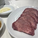 Yakiniku Horumon Hayashiya - 