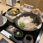 五代目 花山うどん - 