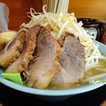 ラーメン 盛太郎 - チャーシューメン（野菜マシマシ、ニンニク、薄味）950円