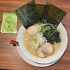 Tomiiya - 豚骨塩味玉らーめん