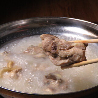 生産者より直送の天草大王を使った博多水炊き