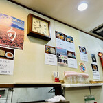 千秋庵 - 壁に掲示されたメニュー
      2023年3月27日