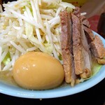 ラーメン 盛太郎 - チャーシュー麺（野菜マシマシ、ニンニク、薄味）950円