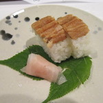 割烹 新多久 - まず穴子の棒鮨から