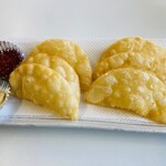 かつかつ亭 - チーズ揚げ