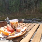 さかわのお山のわるさん房 - 