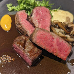 AZURE Steak&Cuisene - 