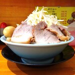 ラーメン 盛太郎 - チャーシュー麺（野菜マシマシ、ニンニク、薄味）950円