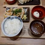 Nikujiru Gyouzano Dandadan - 料理