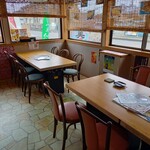 沖縄料理 美ら結 - 店内