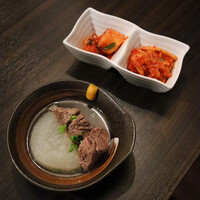 SATOブリアン 本店 - ■前菜　キムチ/塩煮込み