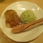 抹茶アイスとくずもち