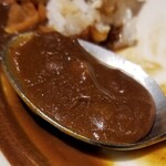 カレー専門店 クラウンエース - ルーの表情。