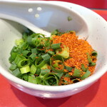 ラーメン二郎 - 待ってる間にカスタマイズ♪