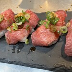 神楽 - 馬刺し寿司