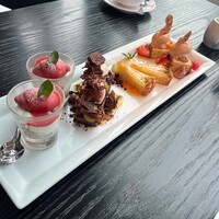 THE COSMOPOLITAN GRILL BAR TERRACE - 