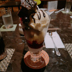 ロビーラウンジ - 食事後のデザート♡チョコレートパフェ