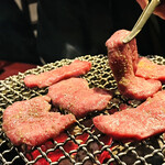 Yakiniku Akami Nikugatou San San Hachi Kyuugo - 