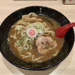 頑者製麺所 - らーめん(880円)