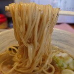 唯一無二のらぁ麺専門店 イ袋ワシづかみ - 麺リフト