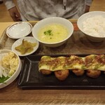 Howaito Gyoza Sagano Ya - チーズ餃子定食