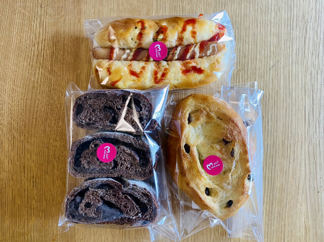 モンペリエ ヨークベニマル河北店（Montpellier） - さくらんぼ東根（パン）の写真