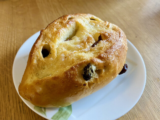 モンペリエ ヨークベニマル河北店（Montpellier） - さくらんぼ東根（パン）の写真