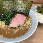 武蔵家 - ラーメン中盛、海苔トッピング