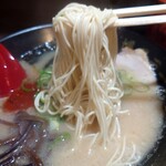 博多ラーメン つる - 麺