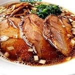 楽観 立川店 - 「琥珀らーめん」トッピングチャーシュー。